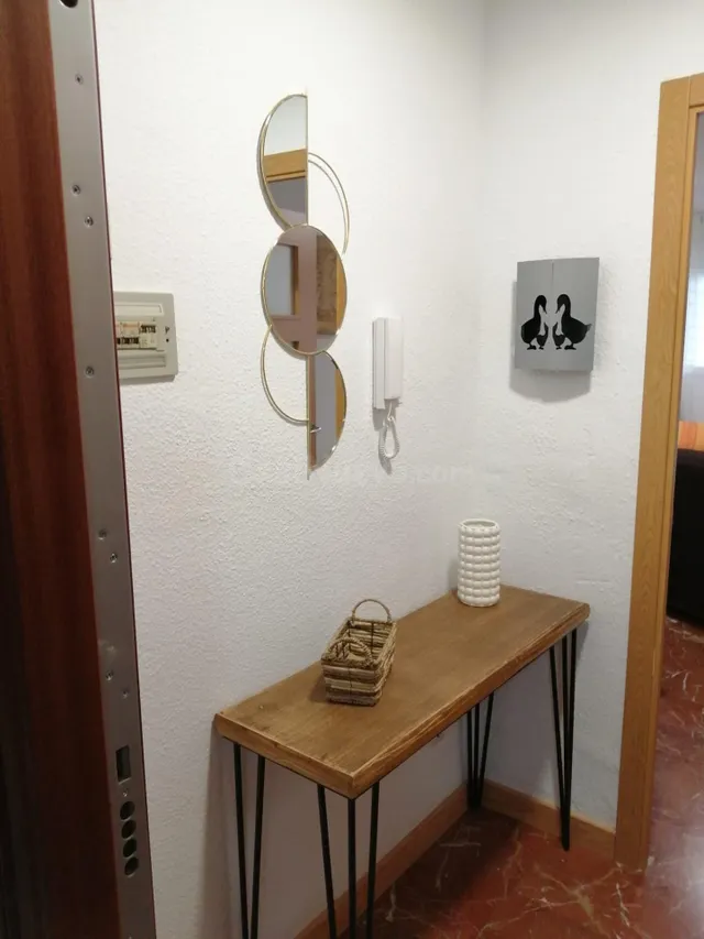 SE ALQUILA PISO EN CAMINO DE RONDA IDEAL PARA ESTUDIANTES