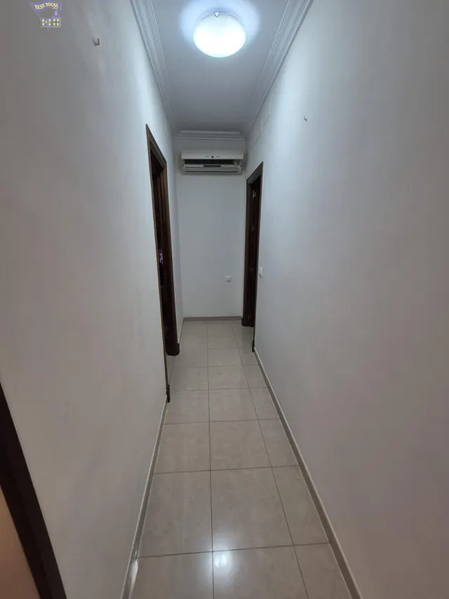 SE VENDE CASA EN ZONA CENTRO — 24