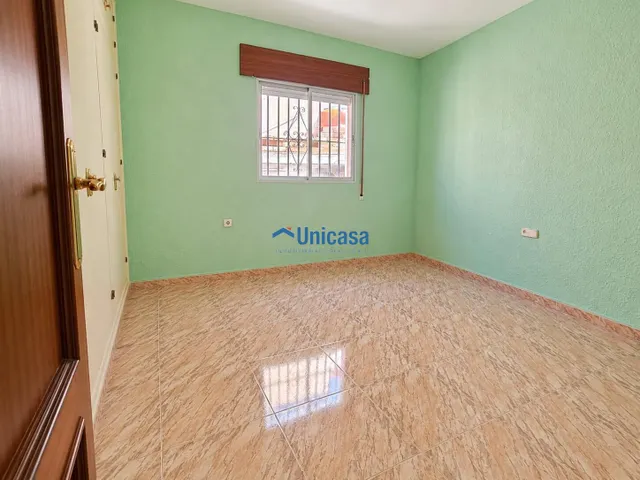 119 m2 con terraza y patio · 3 dormitorios · a reformar — 17