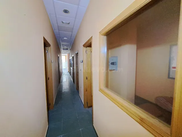 LOCAL DE MÁS DE 700 M2 EN VENTA O ALQUILER - foto 5