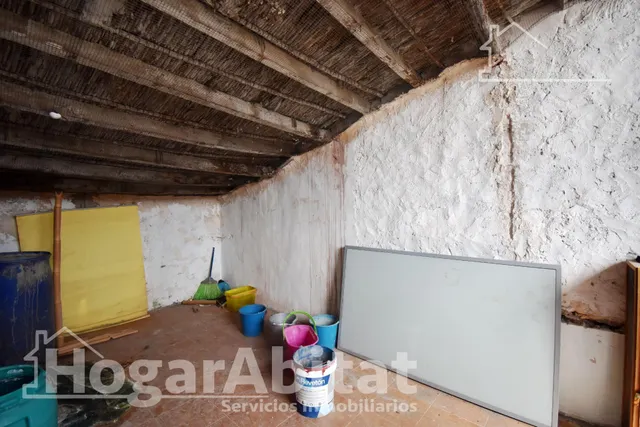CASA MUY AMPLIA PARA REFORMAR, CON TERRAZA Y TRASTERO — 20