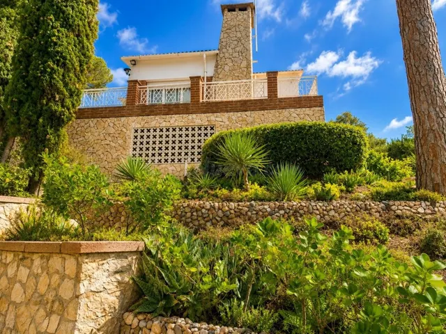 CHALET EN VENTA EN MAÇANET DE LA SELVA – TRANQUILIDAD, ESPAC