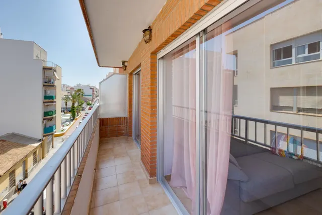 Apartamento luminoso 2 hab. en Torrevieja centro — 25