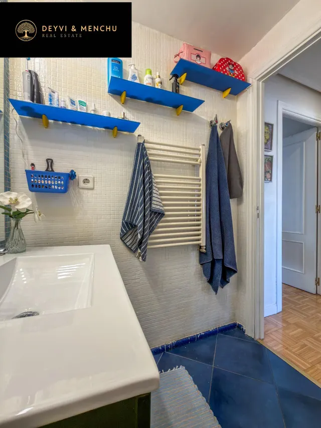 Piso exterior con terraza, 2 dormitorios y listo para entrar a vivir — 20