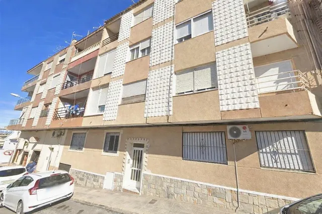 Piso reformado, amplio y luminoso cerca del mar — 23