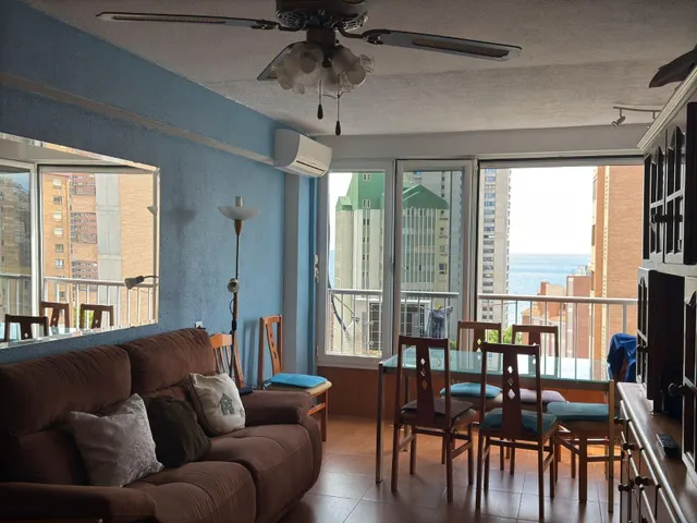 Acogedor apartamento cerca de playa Levante con vistas al mar y Benidorm. — 6