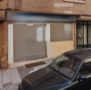 Urbis te ofrece un local comercial en alquiler en zona Garri