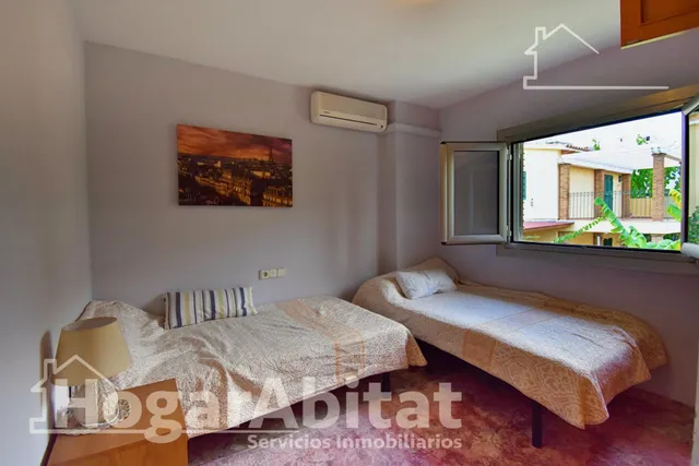CHALET CON TERRAZA, GARAJE Y BARBACOA EN LA PLAYA DE GANDÍA — 34