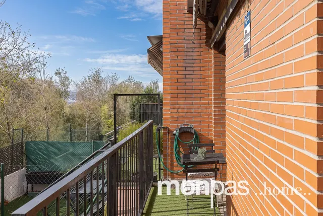 Piso en venta en Intxaurrondo - foto 3