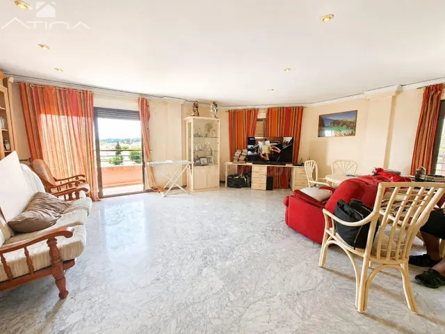 Piso en venta en Gandia zona Juzgados con 3 habitaciones y g