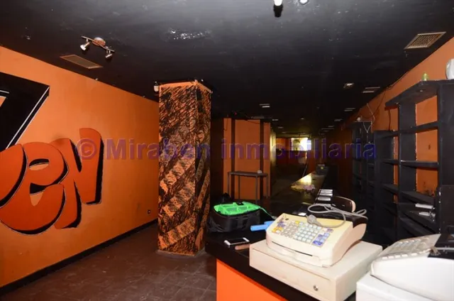 Local comercial en venta — 4