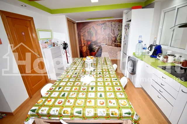 REFORMADO Y AMPLIO CON BALCÓN — 9