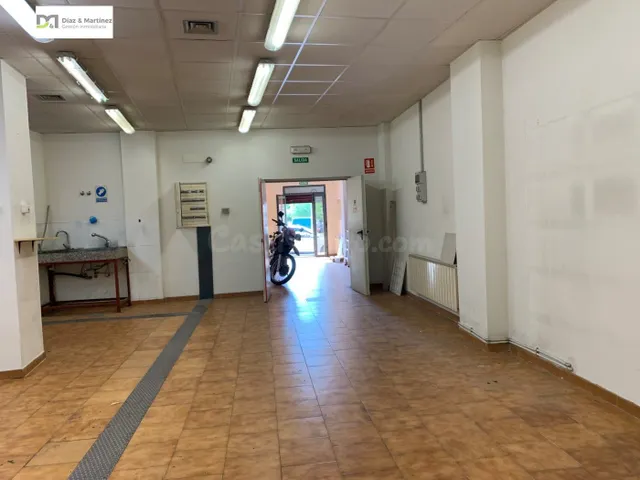 Local acondicionado e insonorizado en Avda Mariano Andrés - foto 3