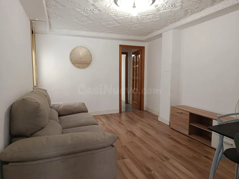 PISO ZONA PLAZA APARADORA