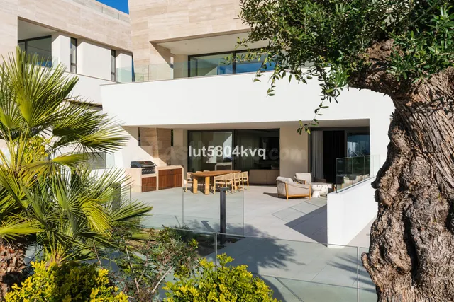 Apartamento 4 habitaciones 443m² en venta - Altos de Estepona — 3