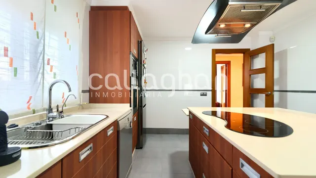 Impresionante chalet en Colinas de Venta Cabrera — 19