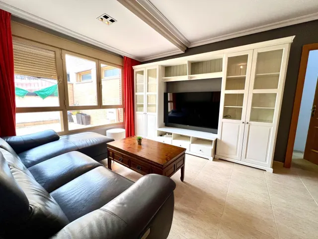 EXCLUSIVA CASA ADOSADA CON ASCENSOR Y PISCINA EN CIUDAD JARDIN — 22