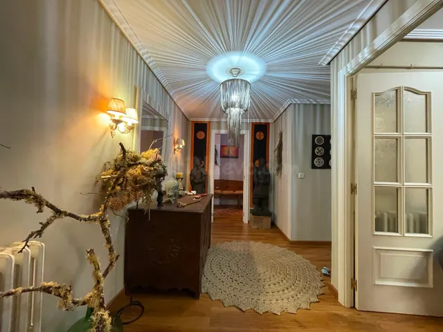 SE VENDE PISO SOLEADO CON TERRAZA EN ZONA ALTA - foto 3