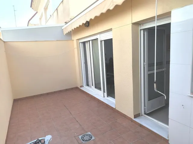 Duplex de 5 dormitorios y sotano privado — 15