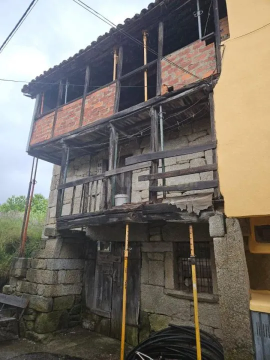 !!!OPORTUNIDAD!!! Casa para restaurar en la Ribeira Sacra. - foto 2