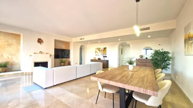 ATICO EN VENTA EN URBANIZACION COTO REAL — 2