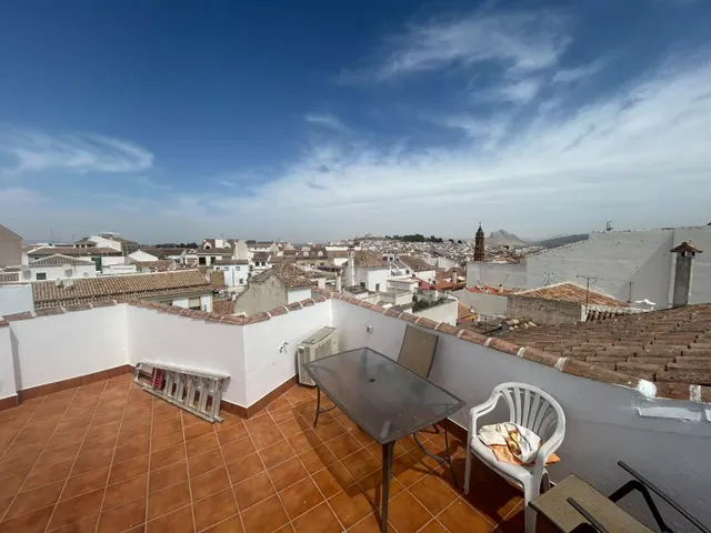 EN EXCLUSIVA ÁTICO DÚPLEX EN ANTEQUERA CON AMPLIA TERRAZA Y 