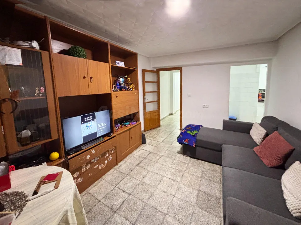 Se vende bonito piso de 3 Habs. - Pacheco y Torrens inmobiliaria