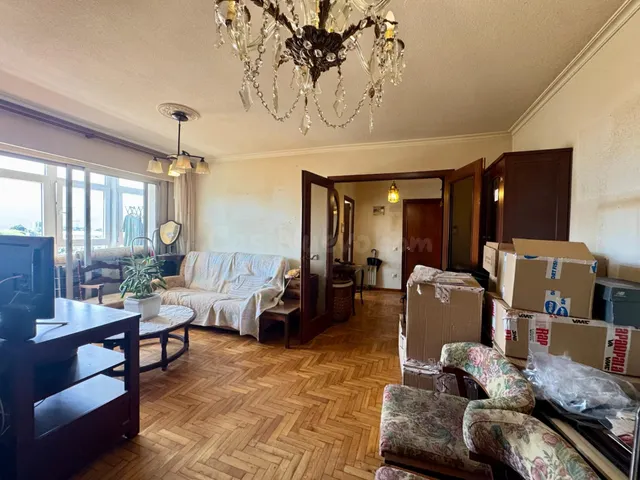 Vivienda de 3 dormitorios con galería, garaje y trastero en avenida de castelao, Vigo. ref. p467 — 8