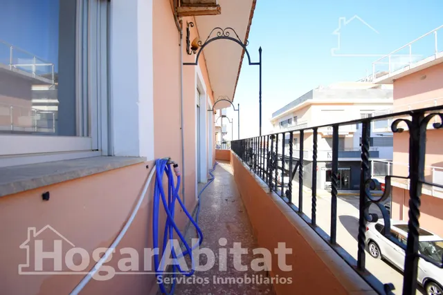 MUY AMPLIO Y LUMINOSO CON GRAN TERRAZA Y BARBACOA — 30
