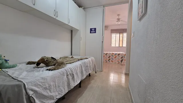 Estudio con zona de dormitorio extra y piscina — 7