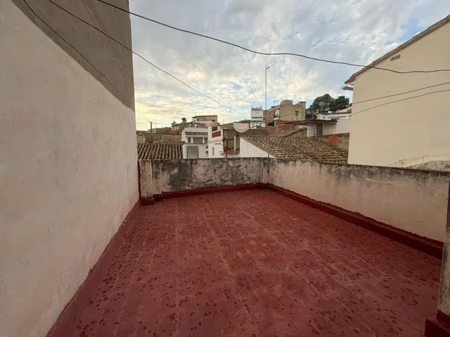 CASA DE PUEBLO CON TERRAZA — 11