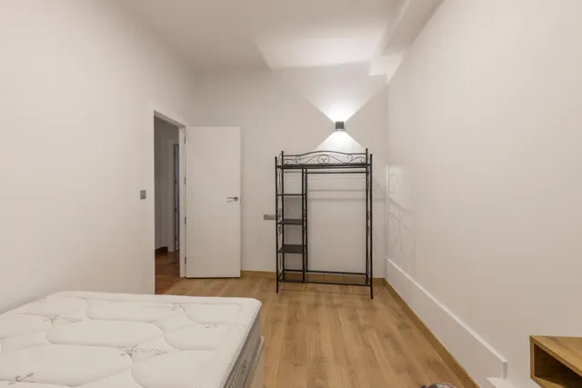Excelente oportunidad en López Mezquita: ideal vivienda o inversión — 25
