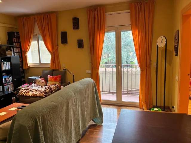 Piso de 3 habitaciones con balcón y ascensor en Horta-Guinardó — 7