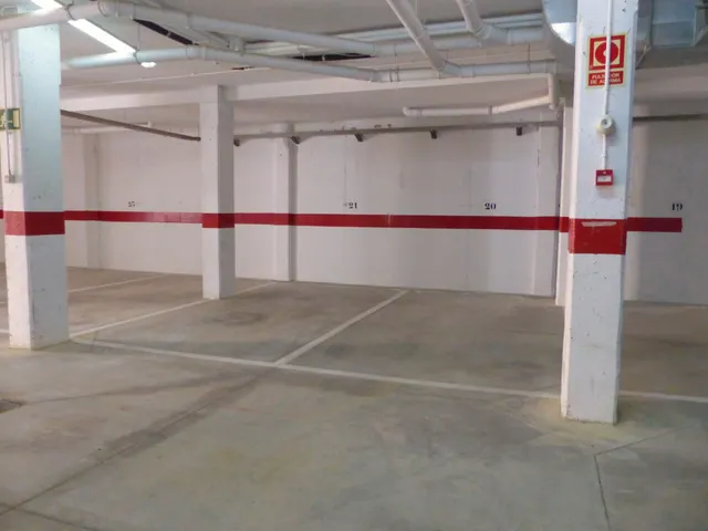 PISO EN COSTA BALLENA CON PISCINA, PADEL, GARAJE Y TRASTERO — 25