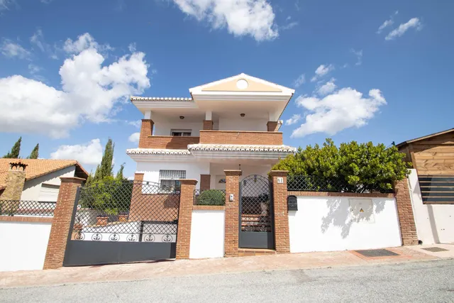 CHALET INDEPENDIENTE CON PISCINA - foto 4