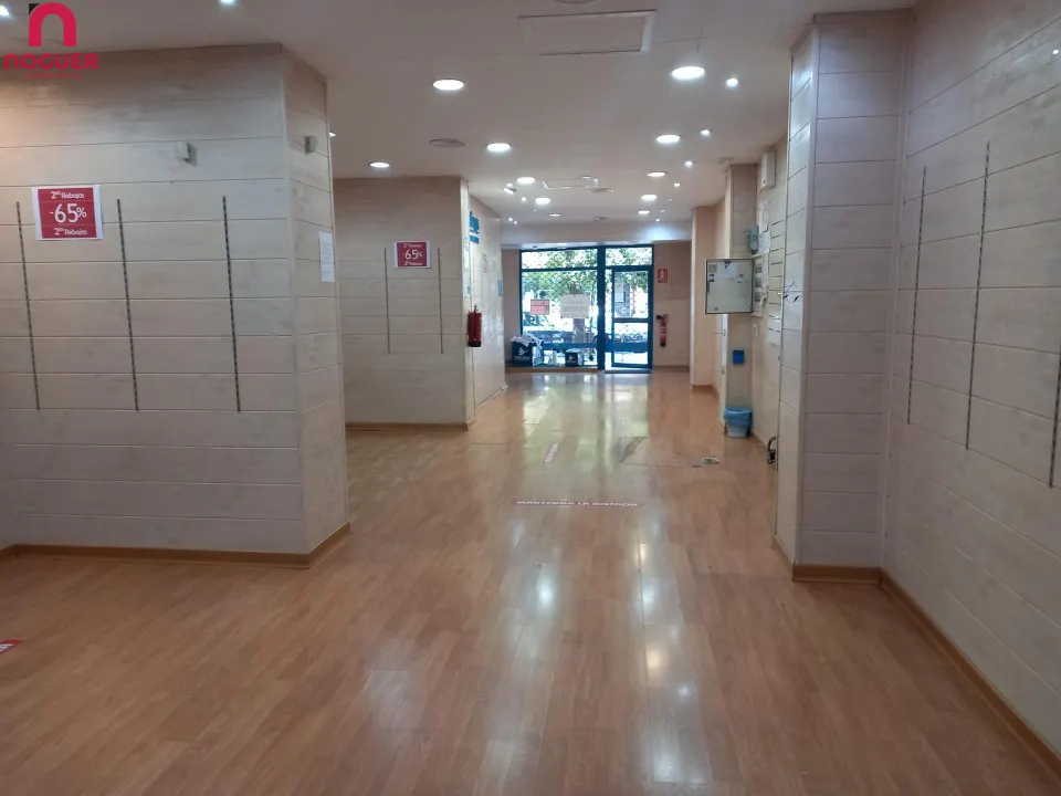 ATENCIÓN LOCAL COMERCIAL EN AVENIDA BARCELONA