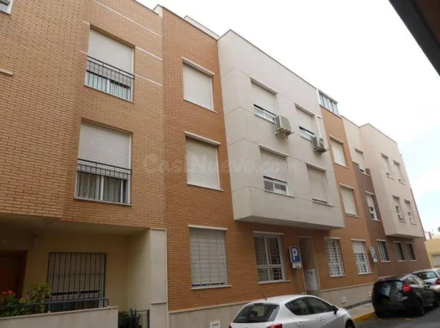SE VENDE piso OKUPA en C Rio Guadiaro 6 de Ejido (El) - foto 3