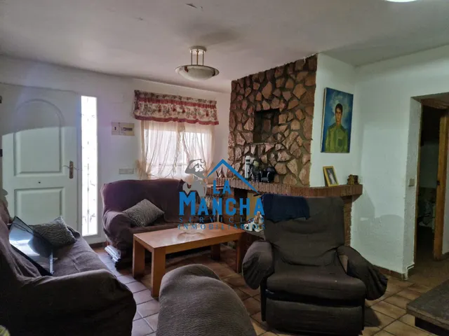 *180.000€* inmobiliaria la mancha vende parcela en Albacete — 11