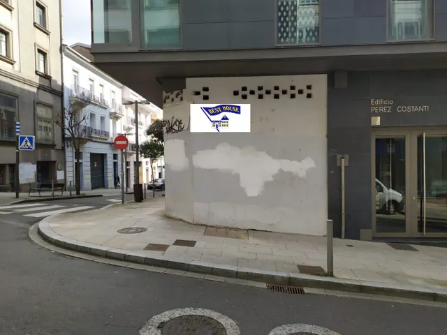 SE VENDE O ALQUILA LOCAL COMERCIAL PROXIMO A PLAZA DE GALICIA — 3