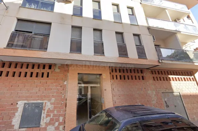 Se vende piso OKUPA en Murcia (Murcia).