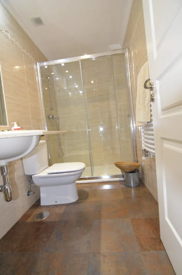 Urbis te ofrece un maravilloso chalet en venta en zona La Valmuza, Doñinos de Salamanca, Salamanca. — 12