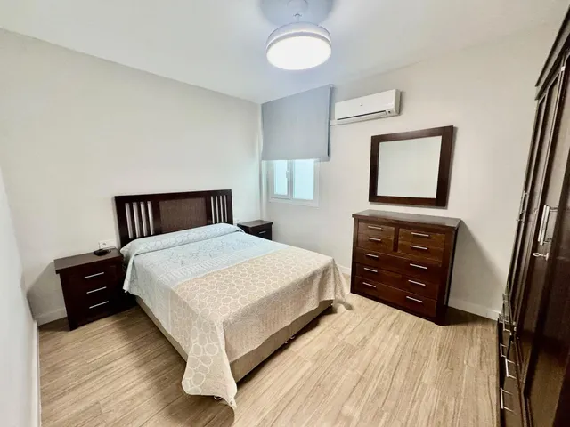 Fuengirola, Piso 3 Dormitorios, Terraza, a Pasos de la Playa, Céntrico — 5