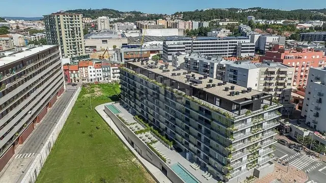 Apartamento 52m² en venta - São Victor — 23