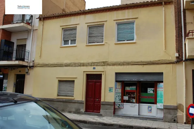 Casa de 130 m2 de planta a un paso del centro de Albacete