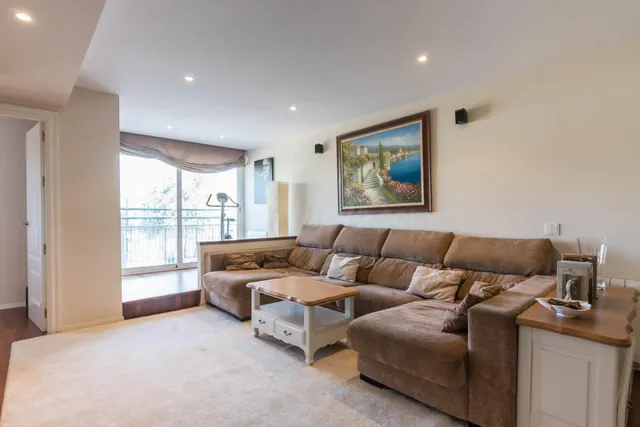 Amplia y Elegante Vivienda con Excelentes Acabados — 5