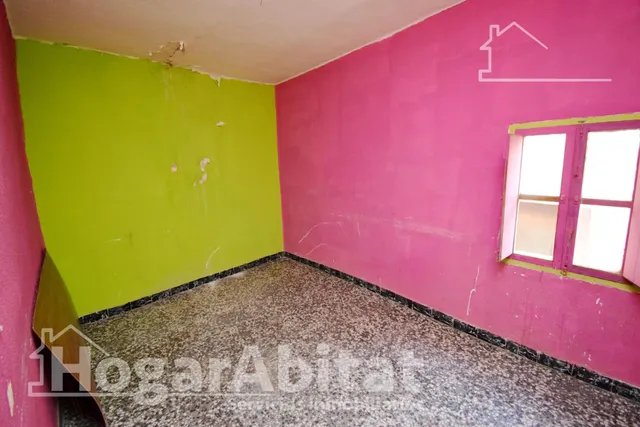 ¡GRAN OPORTUNIDAD! DOS CASAS CON TERRAZA Y BALCÓN — 23