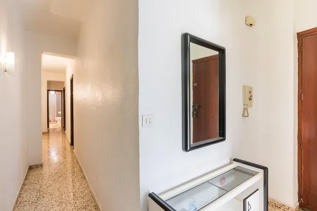 Amplio piso en venta para reformar en el Barrio del Carmen, Murcia — 18