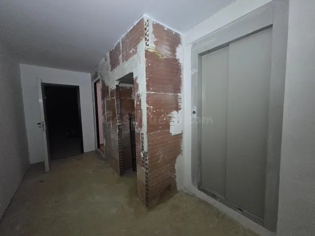 LOCAL COMERCIAL EN RIBADEO - foto 3
