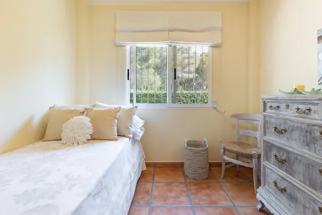 ESPECTACULAR CASA EN NAQUERA — 37