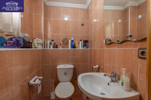 Casa independiente a 5 minutos de Granada en buen estado para entrar a vivir — 10